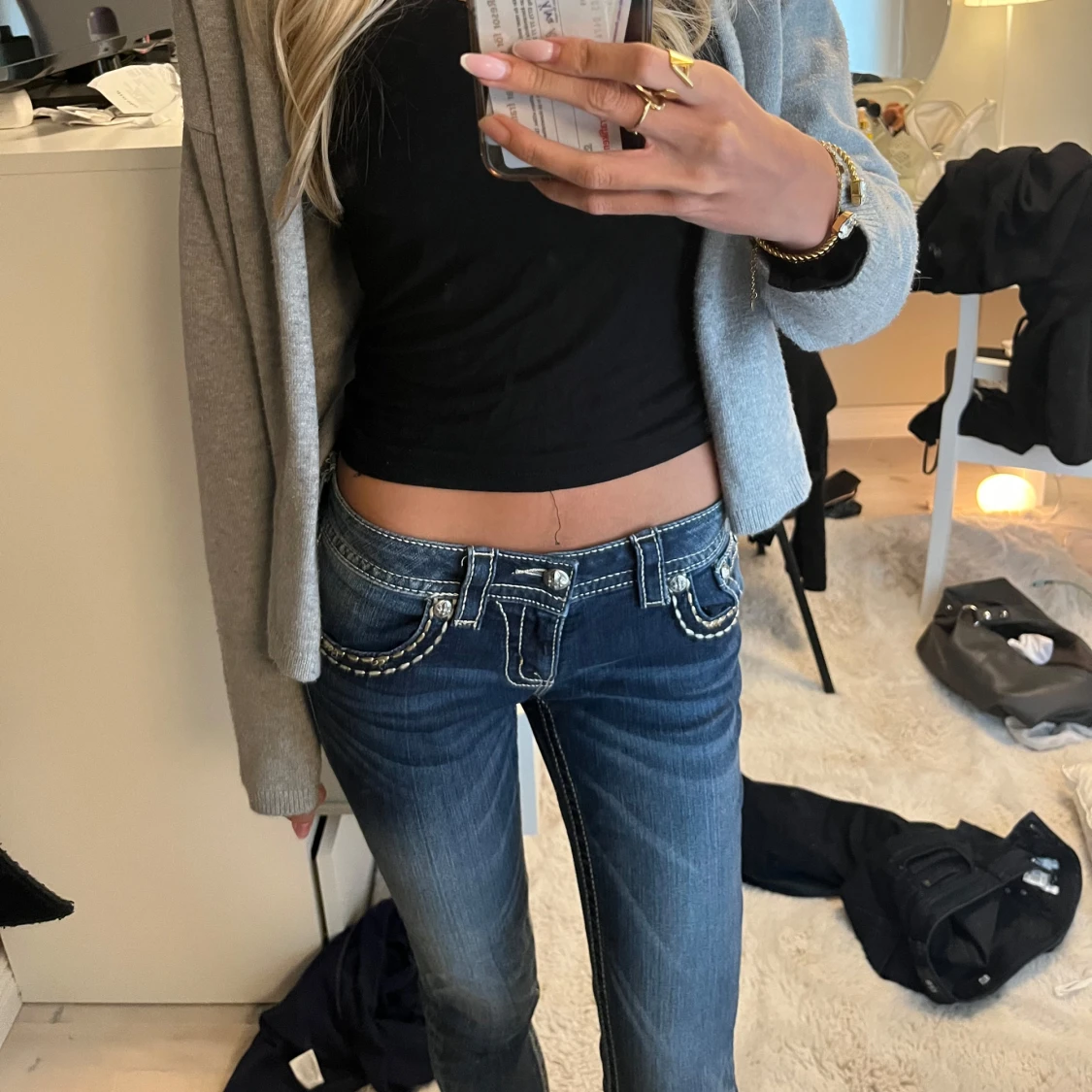 Miss Me jeans med broderade fickor