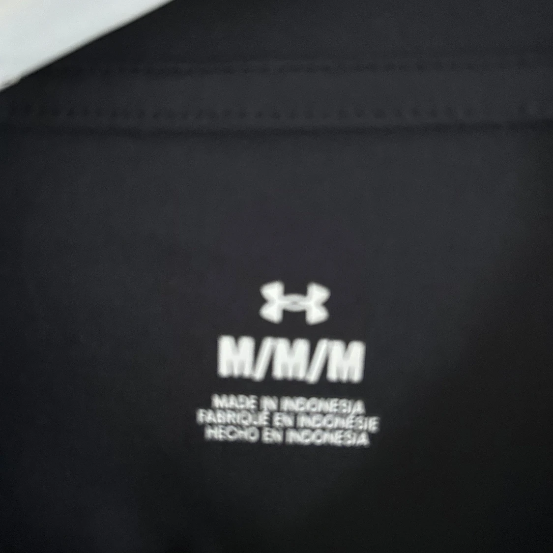 Helt ny svart under armour windbreaker  - 1