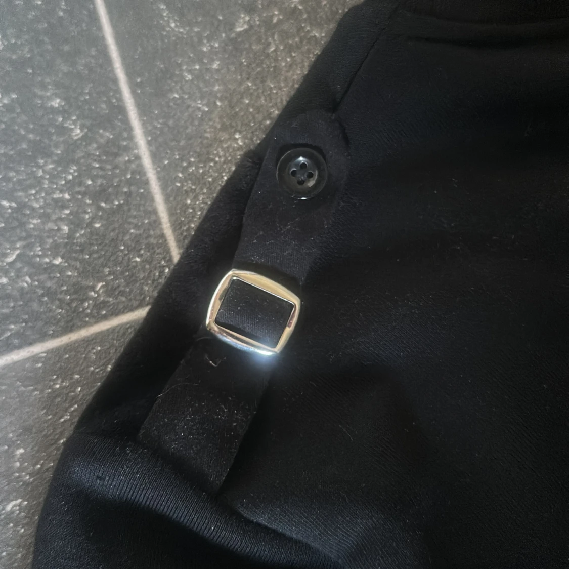 Svart sweatshirt från Le Vichy XS - 4