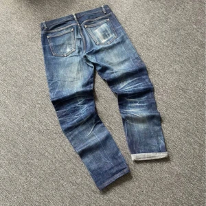 A.P.C selvedge/selvage jeans! - Sjukt feta apc jeans med galen wash och fade.petit standard modellen,galen grail för en bra peng.Pris kan alltid diskuteras men jag svarar inte på skambud.Hmu!