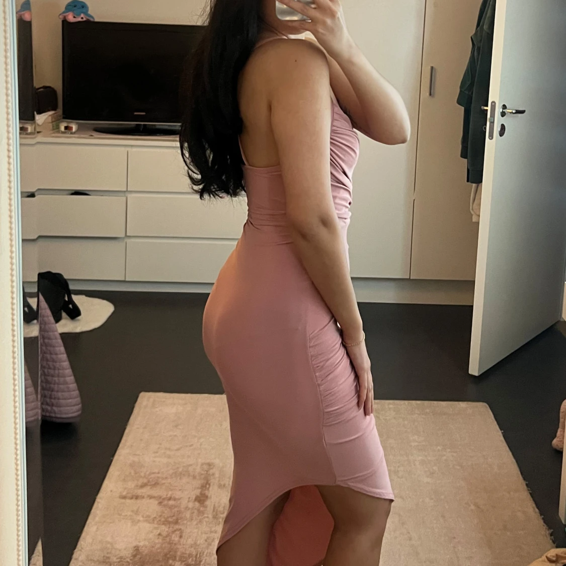 Rosa omlottklänning - 1