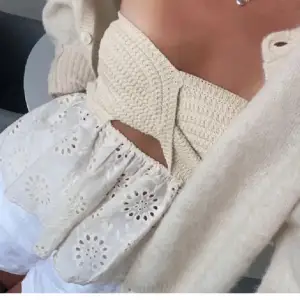 Super söt topp från zara, använt typ 2 gånger💗