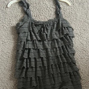 Volang topp - Snygg volang topp köpt vintage , passar Xs/S