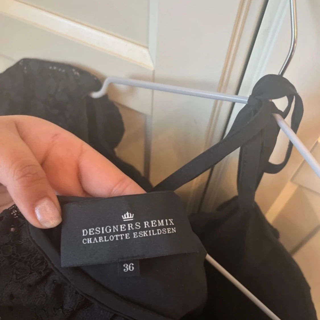 Svart spetsblus från Designers Remix - 2