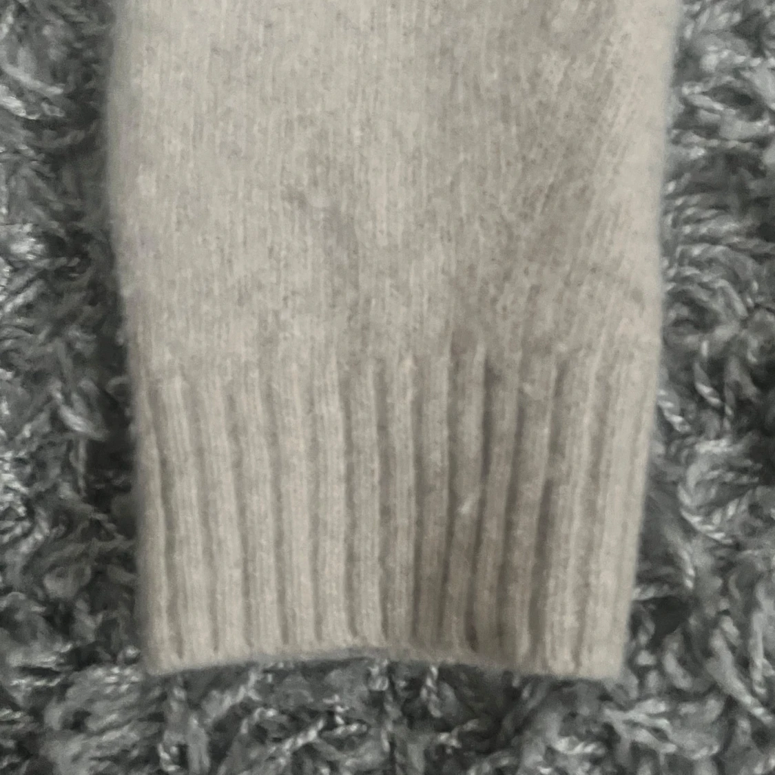 Beige stickad tröja från Zara - 2