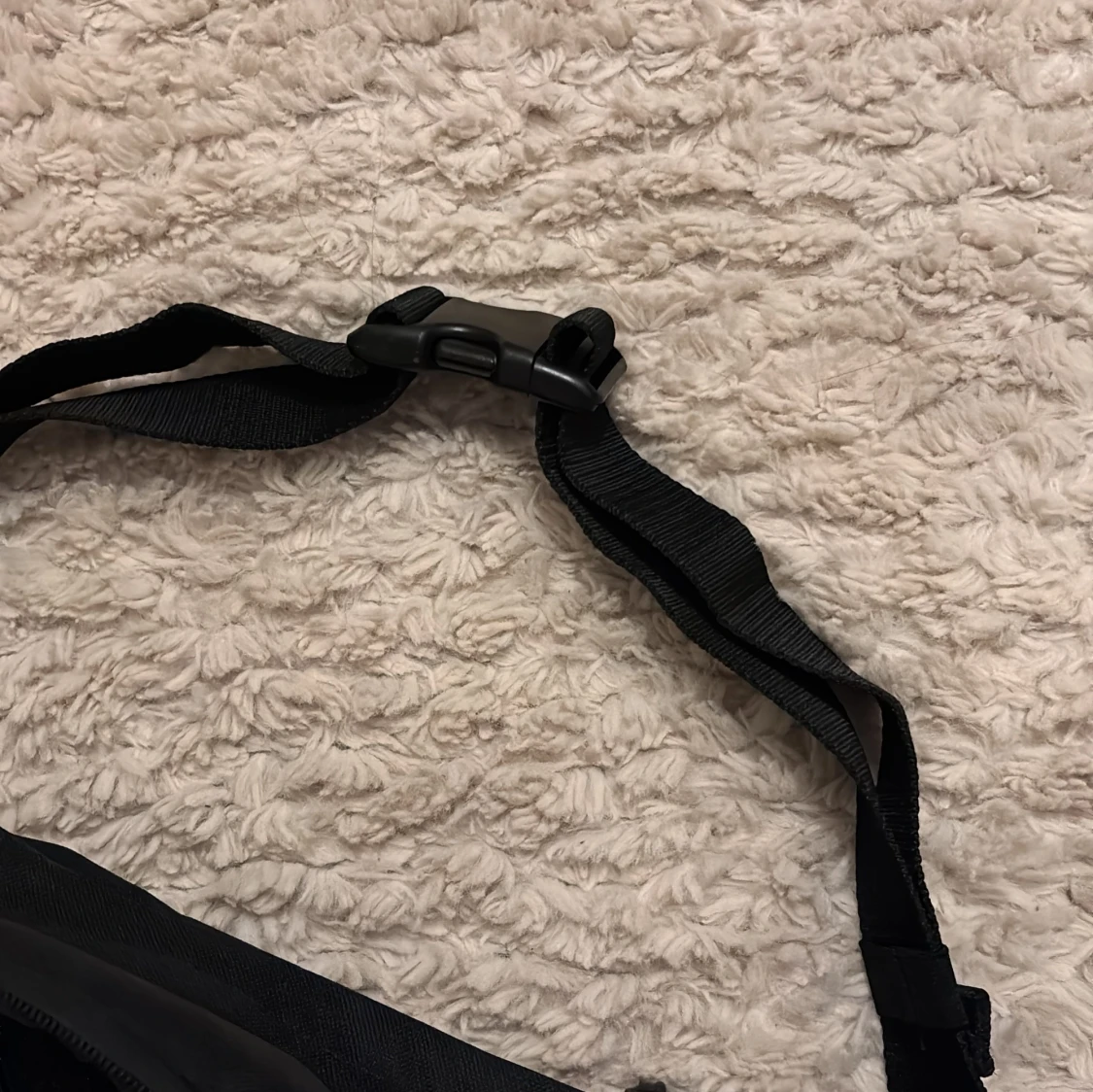 Svart midjeväska från Nike - 3