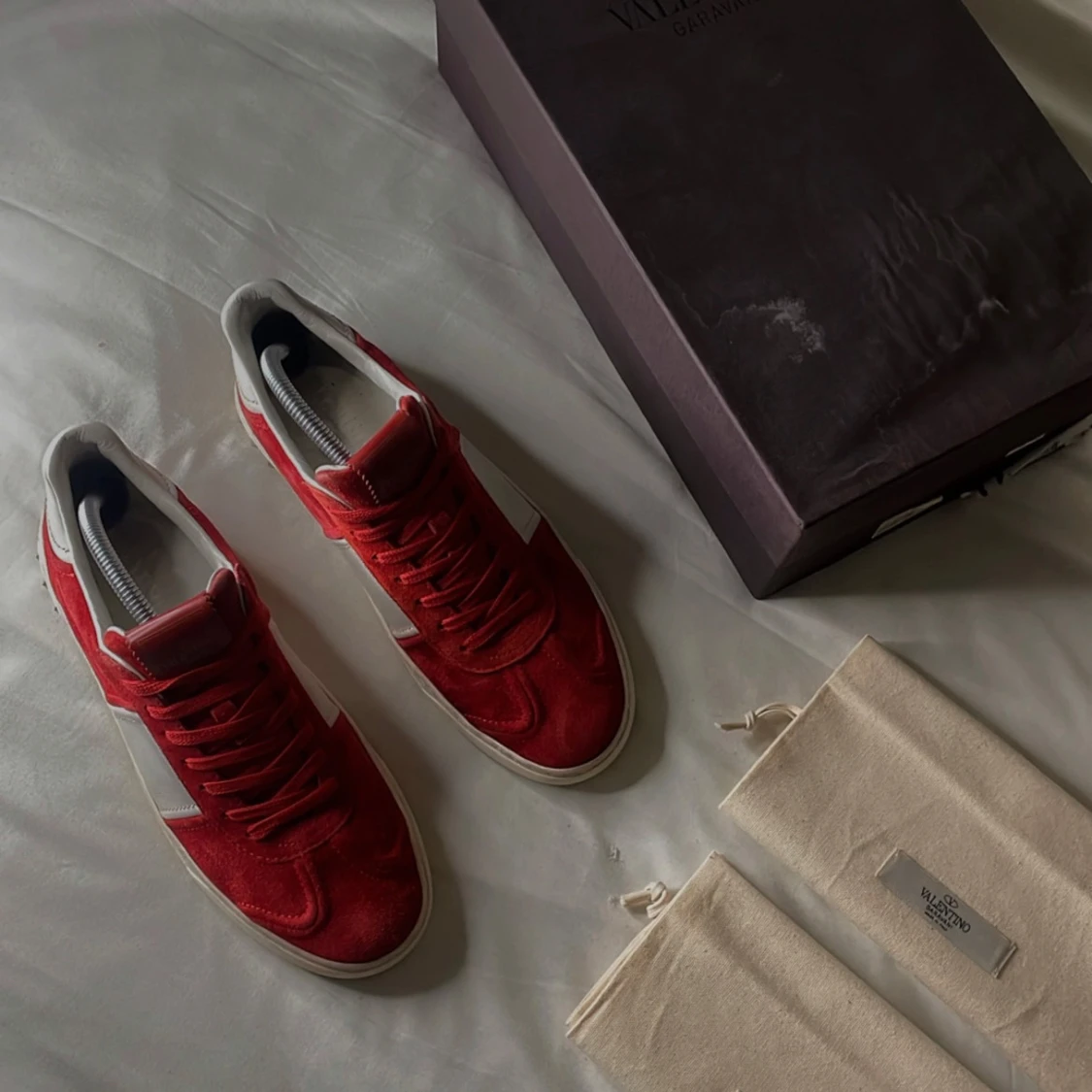 Röda Valentino Flycrews - 4