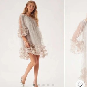 Ida Sjöstedt dress - Säljer en Ida Sjöstedt klänning st 36. Den är helt ny med prislapp kvar, aldrig använd. Säljer då jag inte hittar tillfälle att använda den.