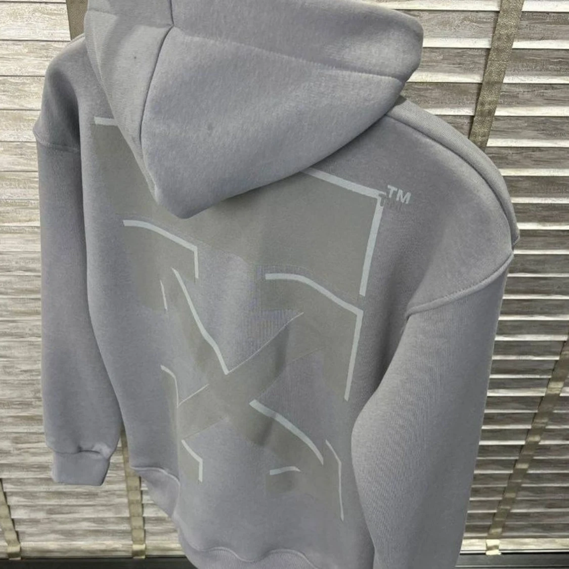 Grå hoodie från Off-White - 1