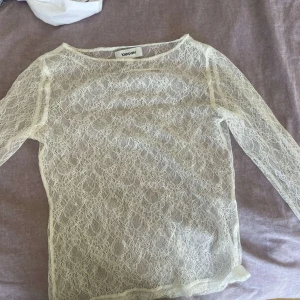 Vit spetströja - Långärmad spetströja💞