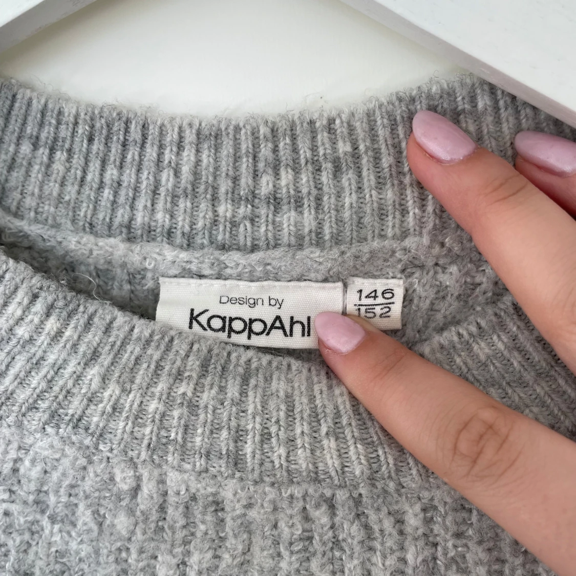 Grå stickad tröja från KappAhl - 2