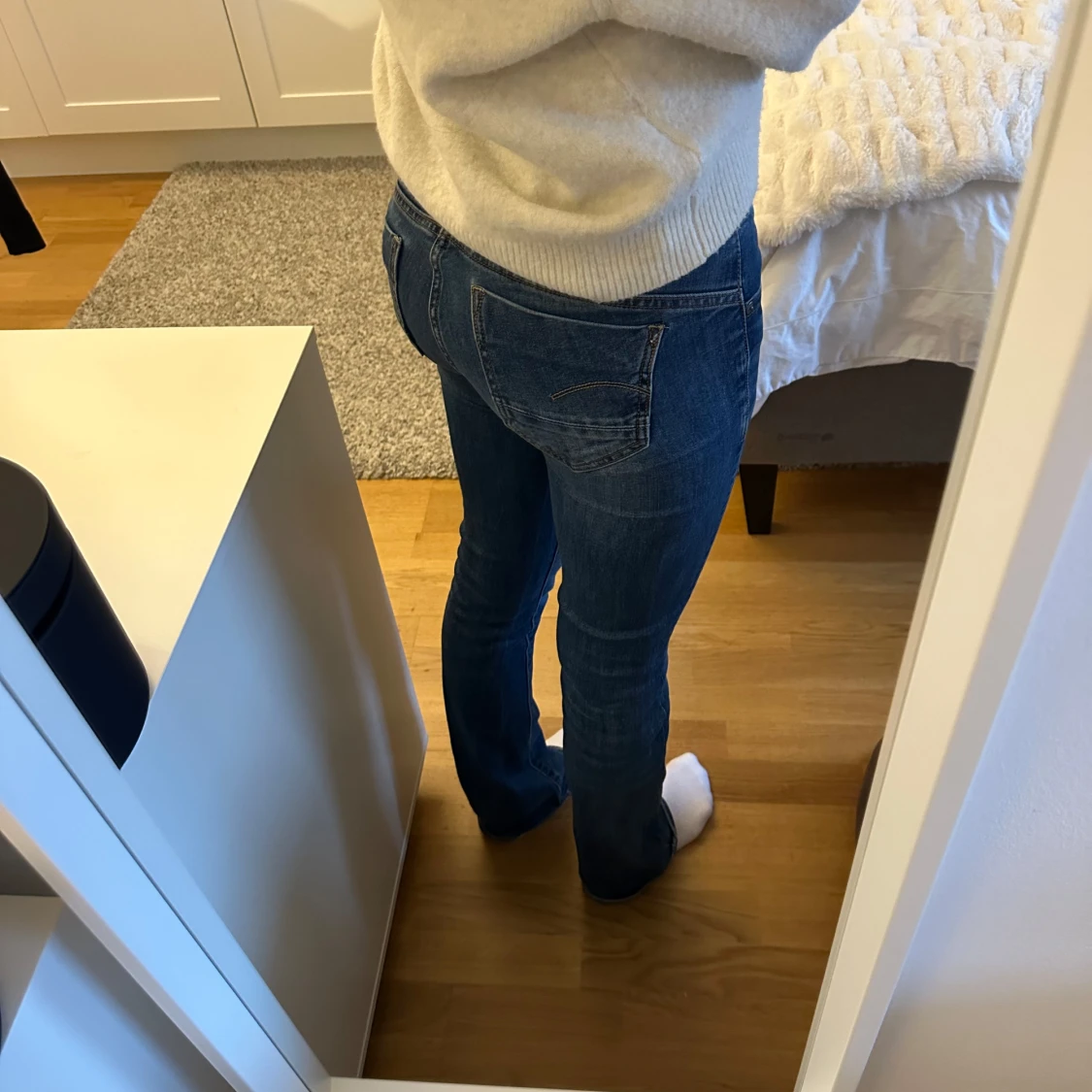 Blå bootcut jeans - 1