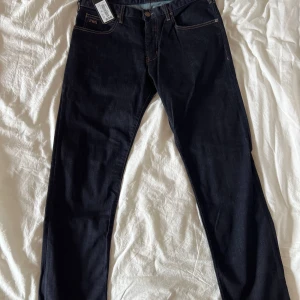 Emporio Armani jeans  - Helt nya!