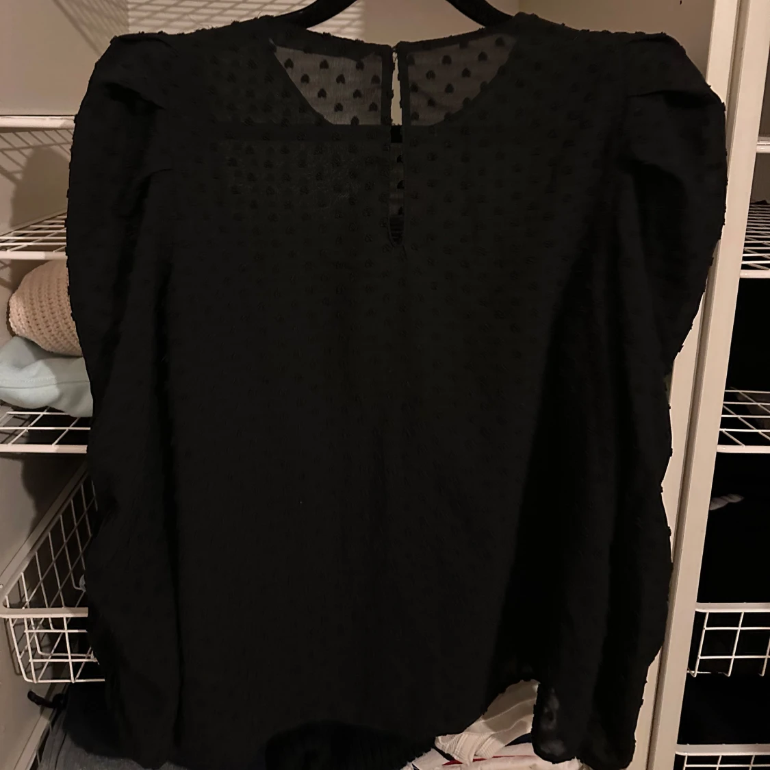 Fin svart tröja🤍 - 1