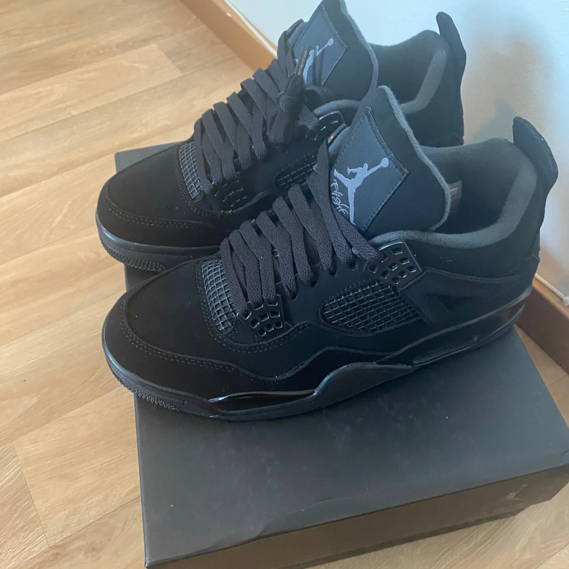 Jordan 4 blackcat  - 3