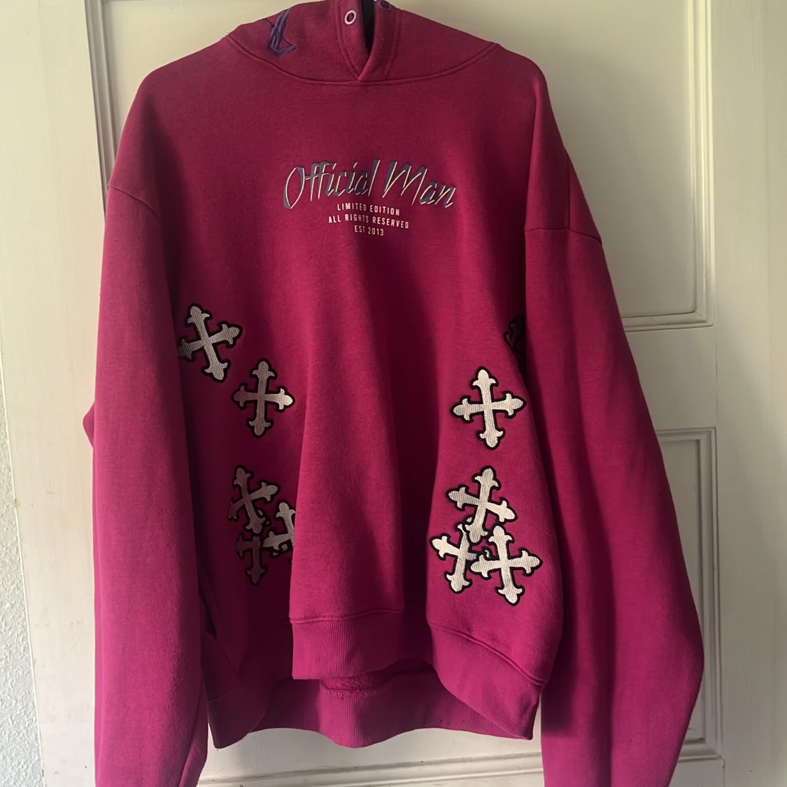 Cerise hoodie från Official Man - 3