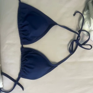 Bikini  - Aldrig andvänd 