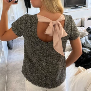Tshirt - Tshirt som är sååå fin i ryggen