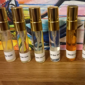 Lush splitpaket - 6 stycken 5 ml med bodyspray: Let the good times roll, Sticky dates, Yog nog, Honey I washed the kids, Milky bath, Avocado co-wash 