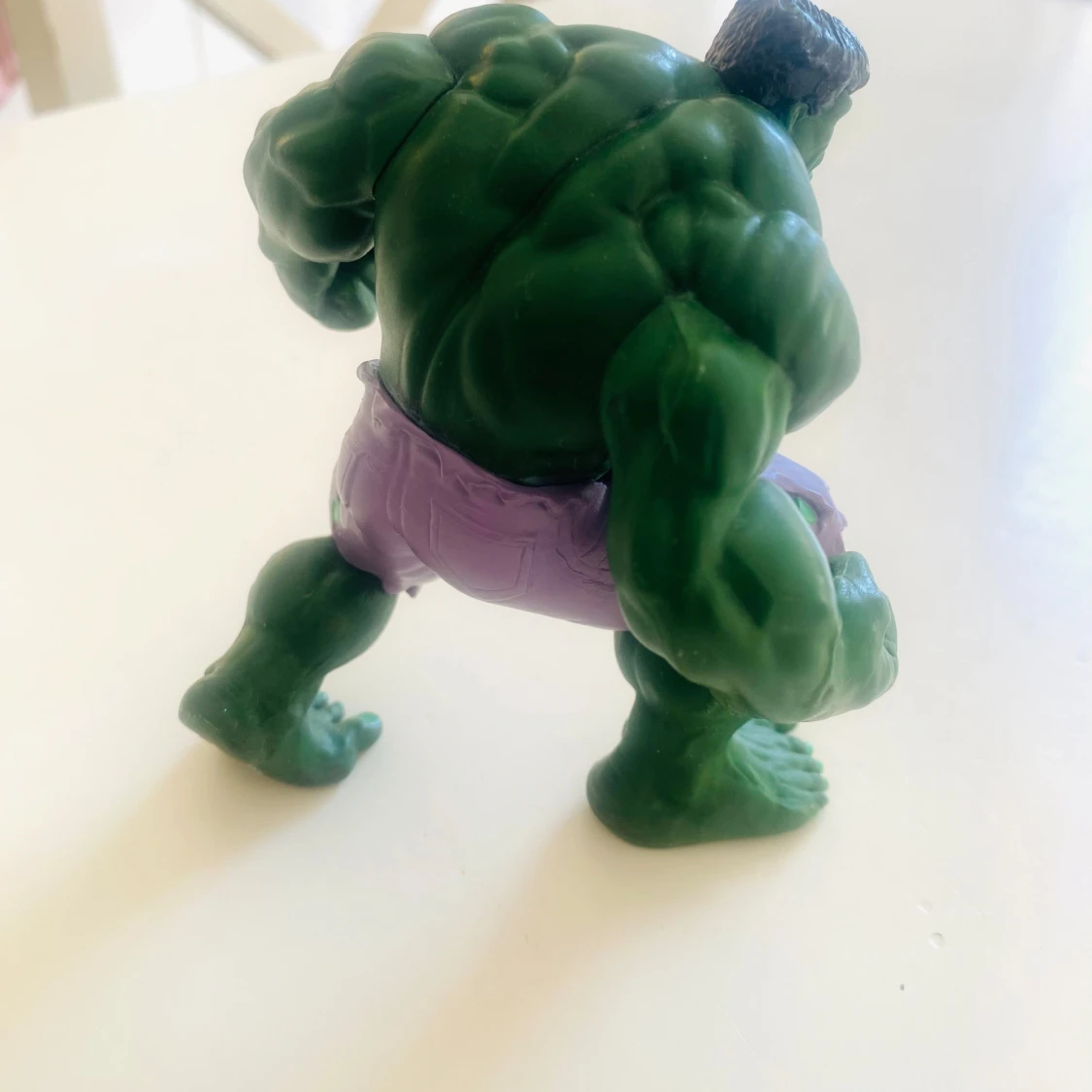 Hulken - Disney Marvel Avengers The Incredible Hulk 4 Inch Figure - 1