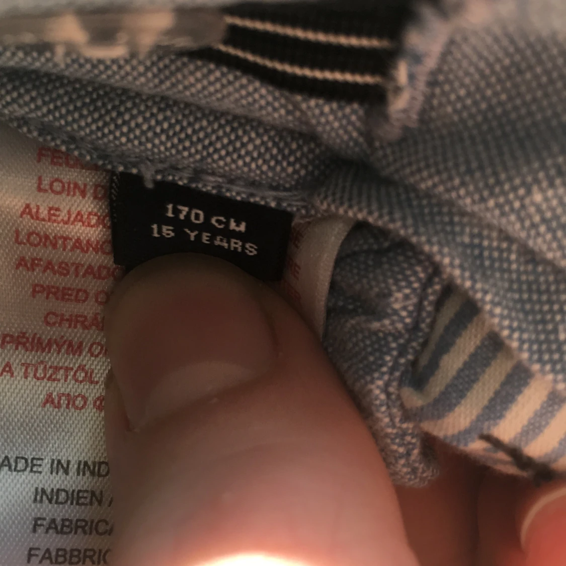 Mörkblå chinos från Gant - 2