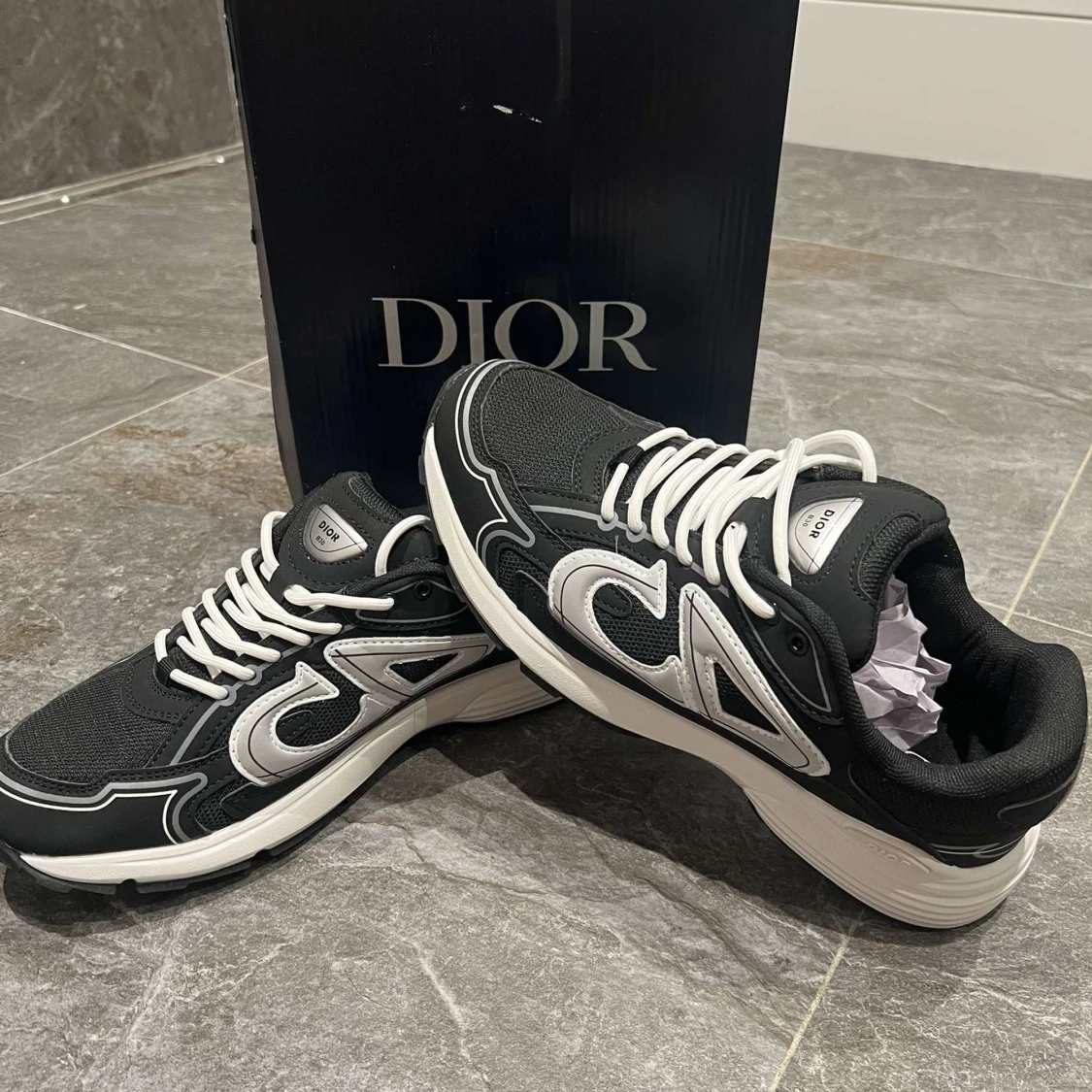 Dior B30
