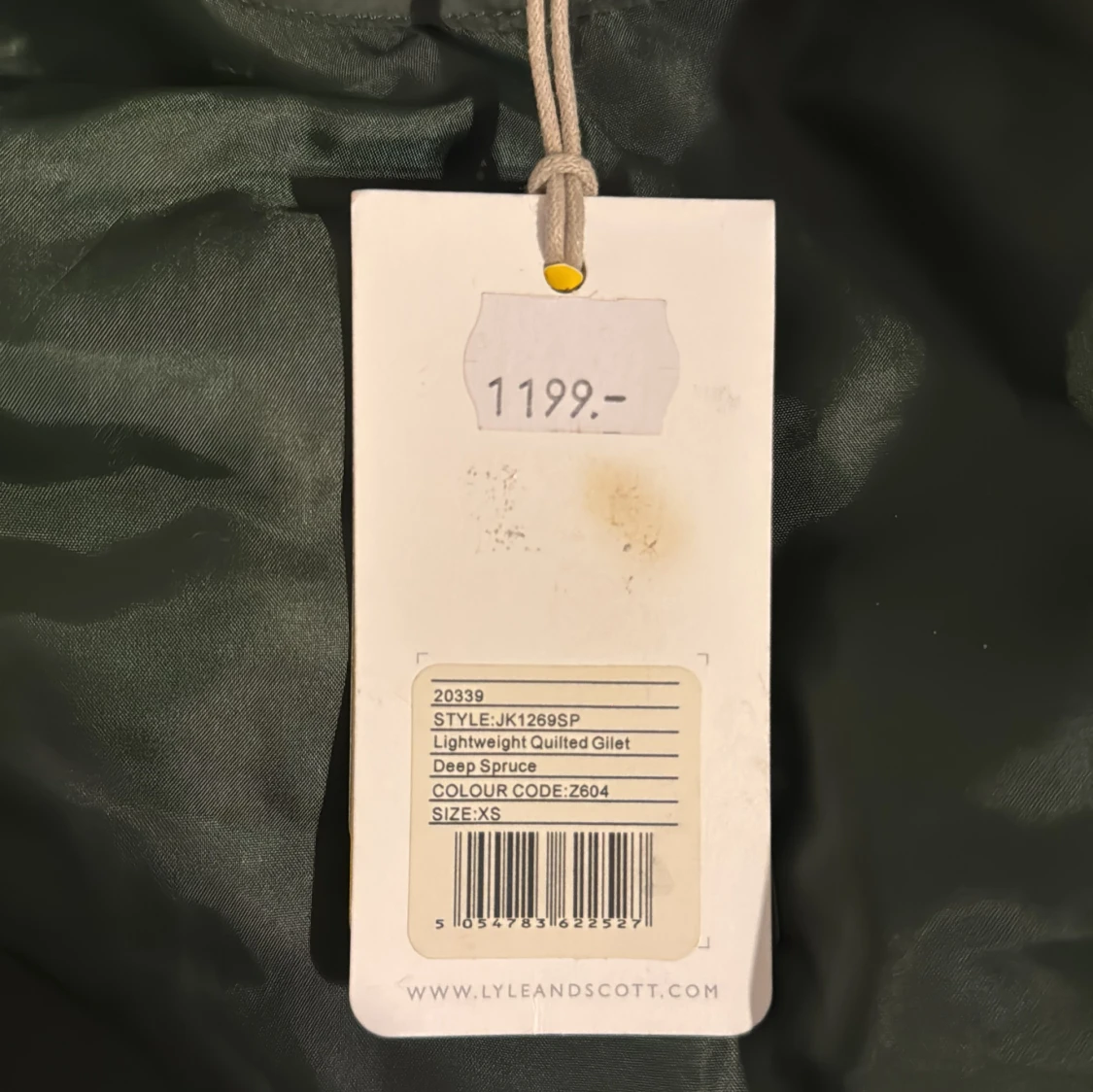 Grön quiltad väst från Lyle & Scott - 2