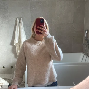 Stickad tröja i Ullmix - Stickad tröja från Soft Rebels i ullmix💕