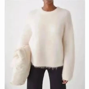 Mohair tröja  - Söt mohair tröja från Other stories! Stl S men mer som en xs. 