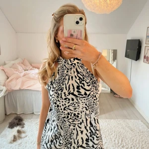 Zebra halterneck topp - Superfin topp i bra skick!