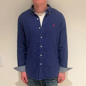 Ralph lauren skjorta - Ralph lauren skjorta | Skick - 9,5/10 | Size - L | Hör av dig vid minsta fråga eller fundering // RDL
