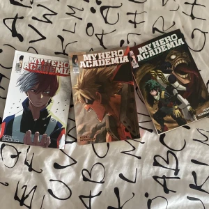 My Hero Academia manga - Säljer tre böcker hör av dig om du bara vill köpa en som kostar 17kr