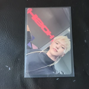 Hoshi Seventeen pc - K-pop photocard Hoshi från Seventeen. Kortet är från Hoshi X Epoxi album Beam