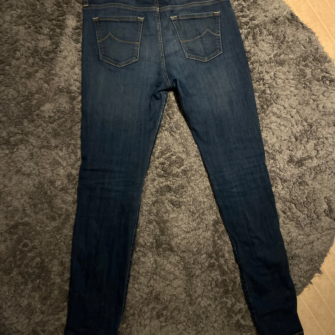 Mörkblå jeans från Jacob Cohën - 1