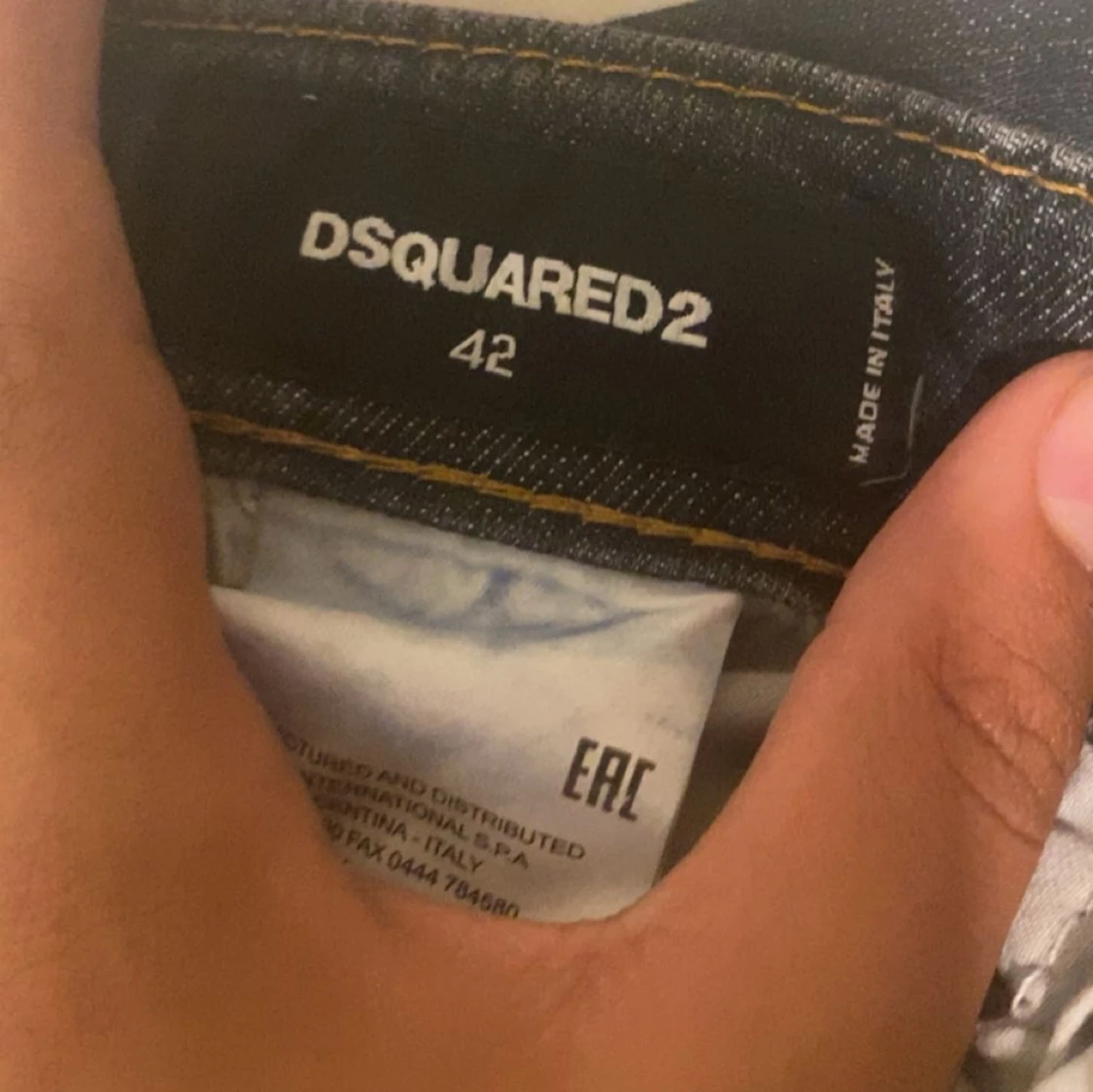 Dsquared2 jeans med slitningar, strl 42 - 2