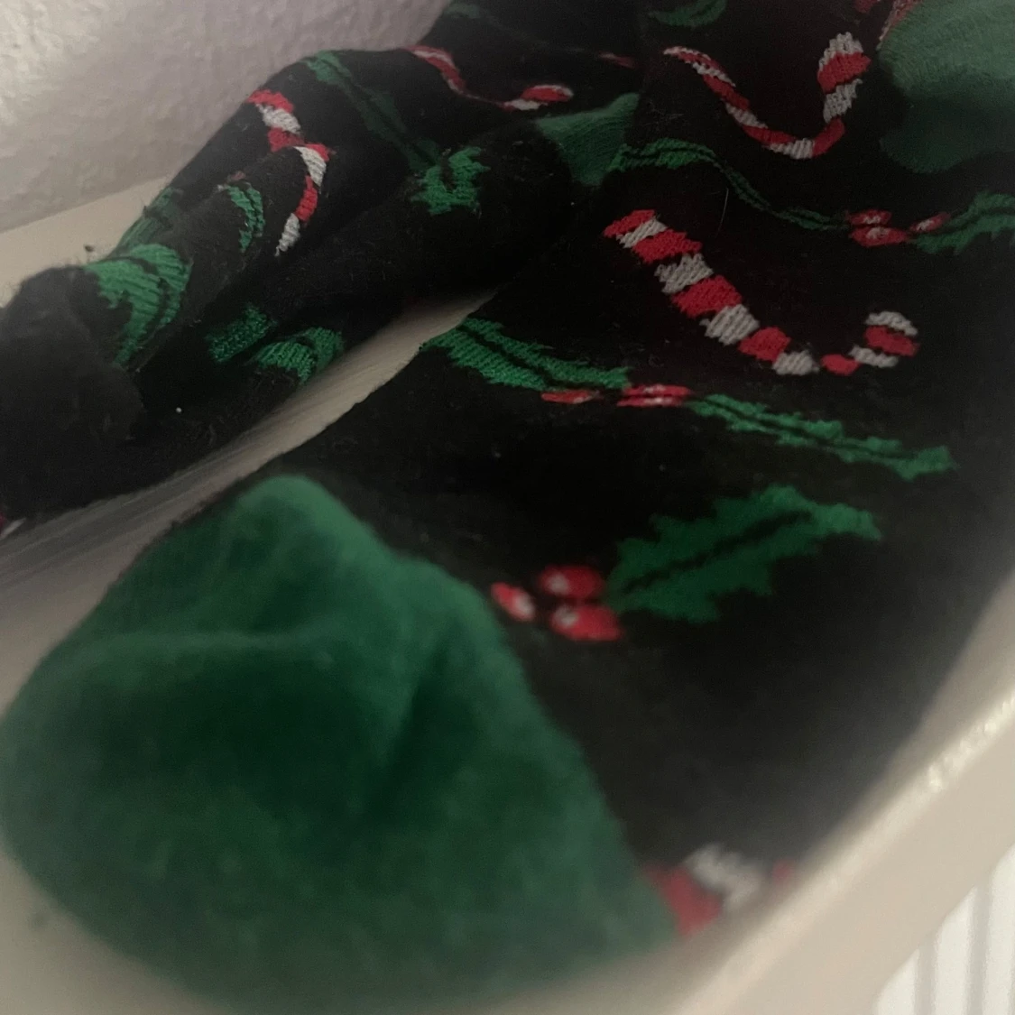 Svarta julstrumpor med polkagrisar - 2