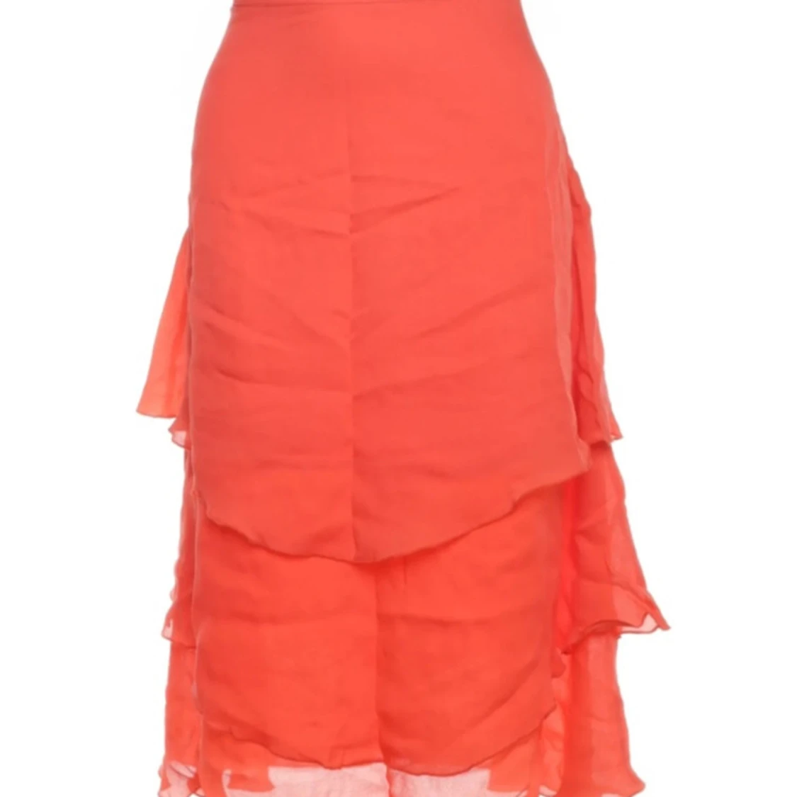 Orange kjol från Custommade i SIDEN.