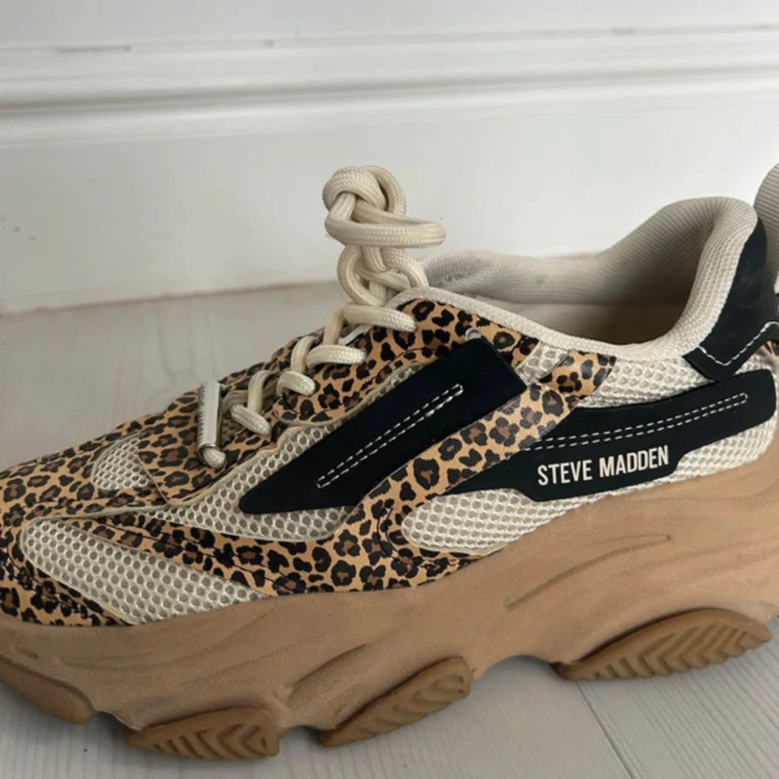 Nya Steve Madden Possession-e strl 6,5/37