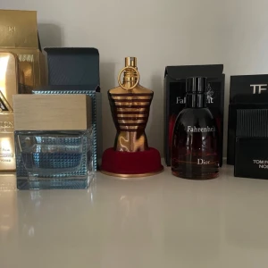 Parfym kollection🔥 lägg bud på vilken som! - En dyr och utmärkt parfym kollection för varje dag om året! Många trendiga som Jean Paul, Dior , Gucci, 1 Million och Tom Ford🤩🔥💯