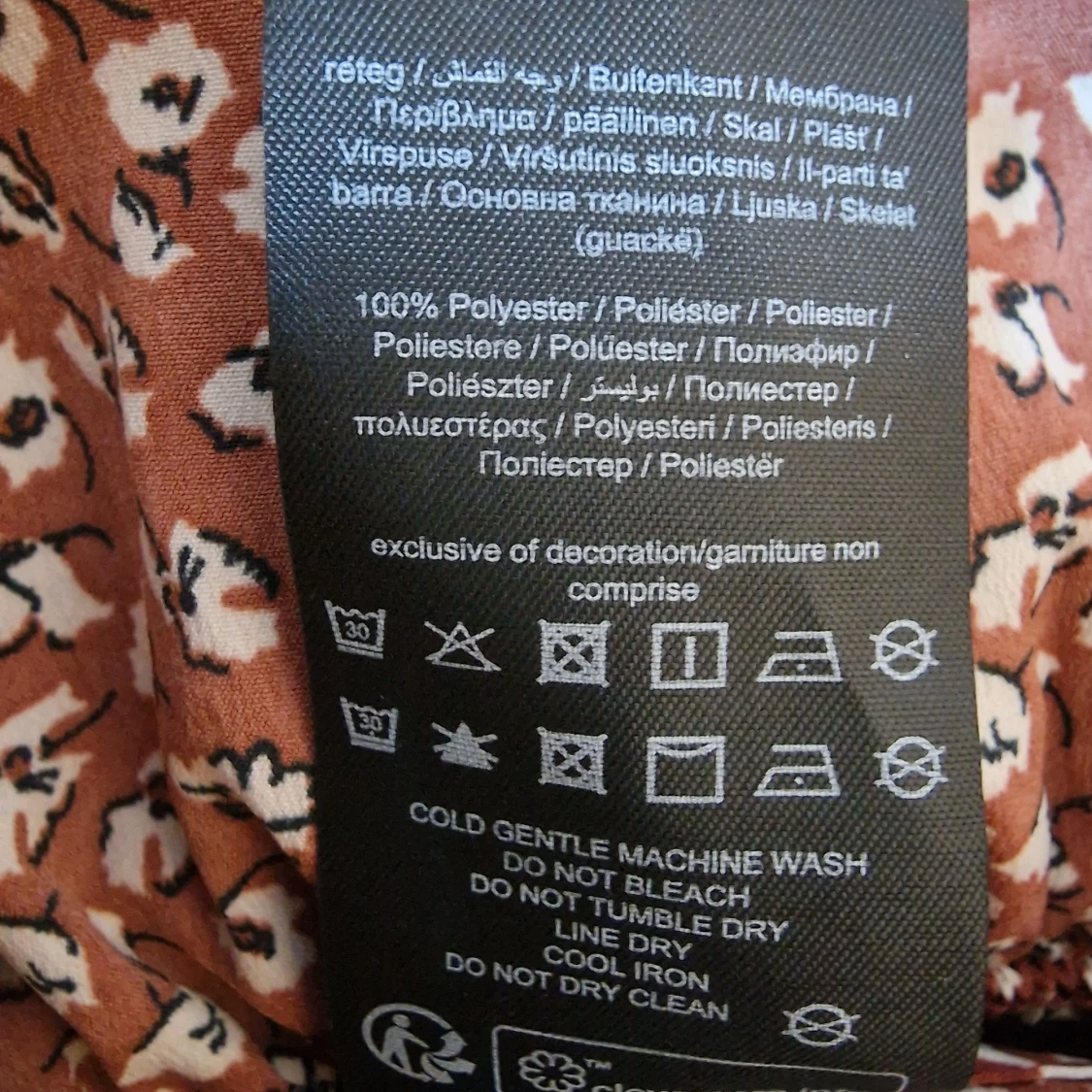 Blommig omlottkjol från Only - 2