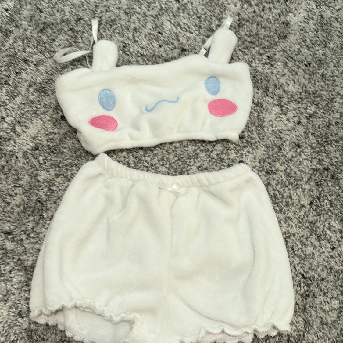 Cinnamoroll 2 piece pyjamas