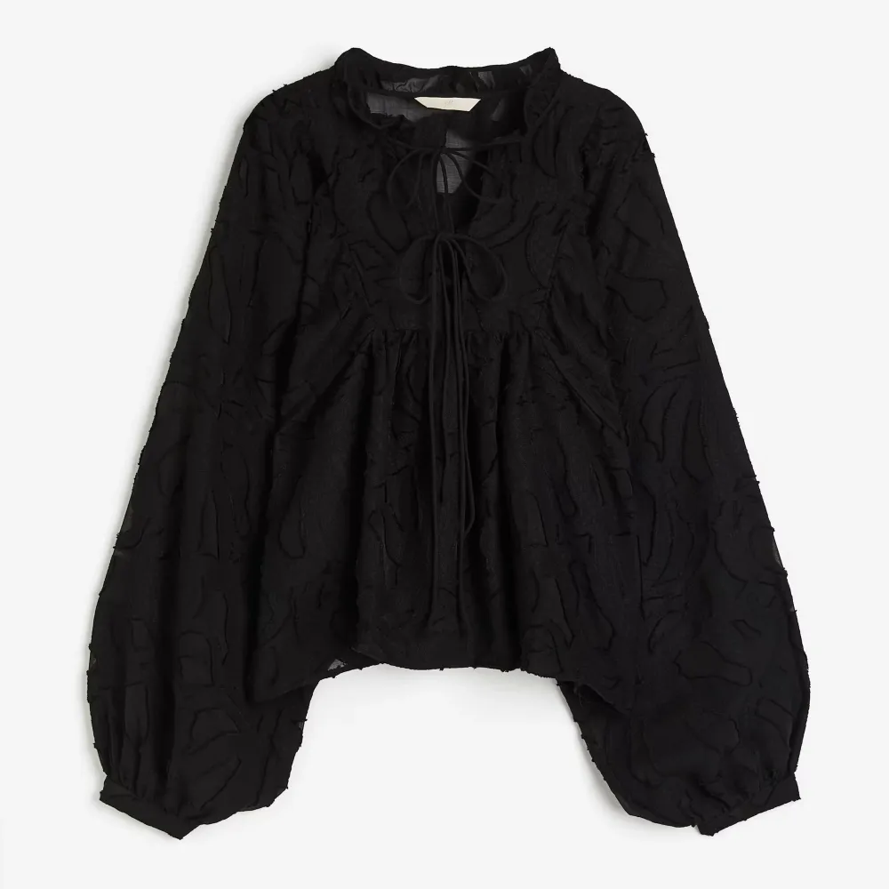 Svart blus från HM🖤 Stl XS. Puserot.