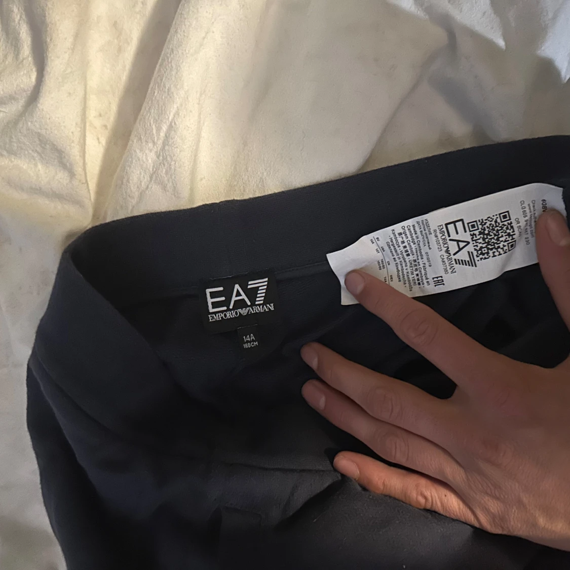 Svarta byxor från EA7 - 1