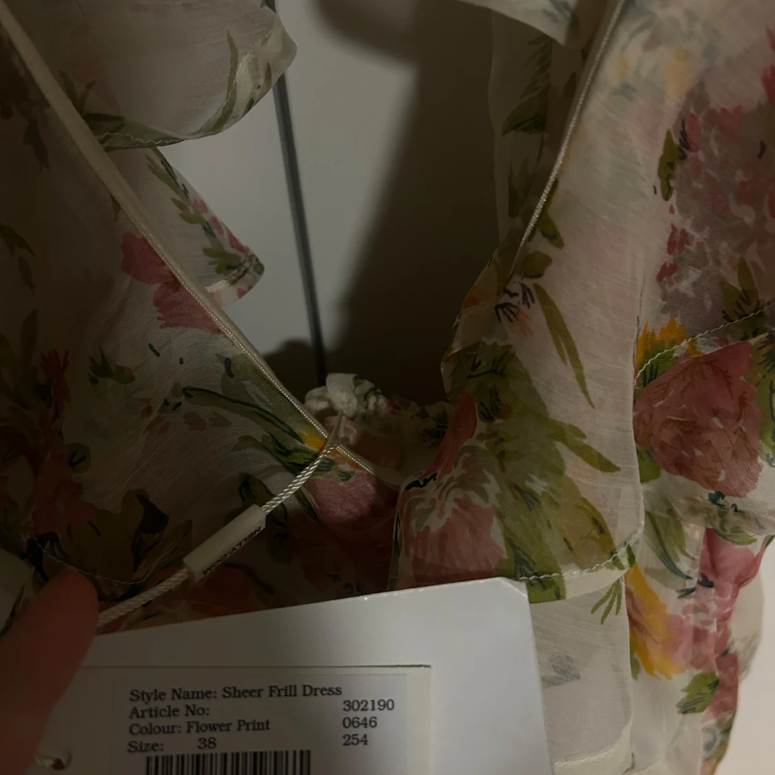 Blommig volangklänning från Nelly Eve - 1