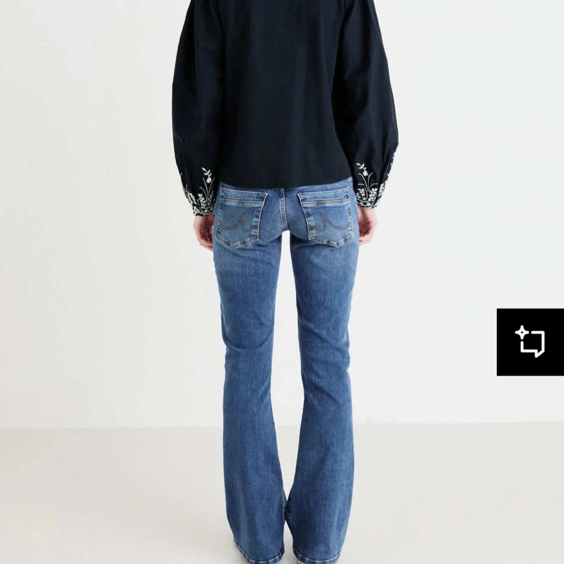 Blå bootcut jeans från LTB - 1