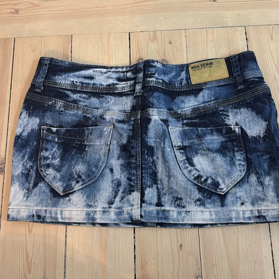 Blåvit jeanskjol från MOA DENIM - 3