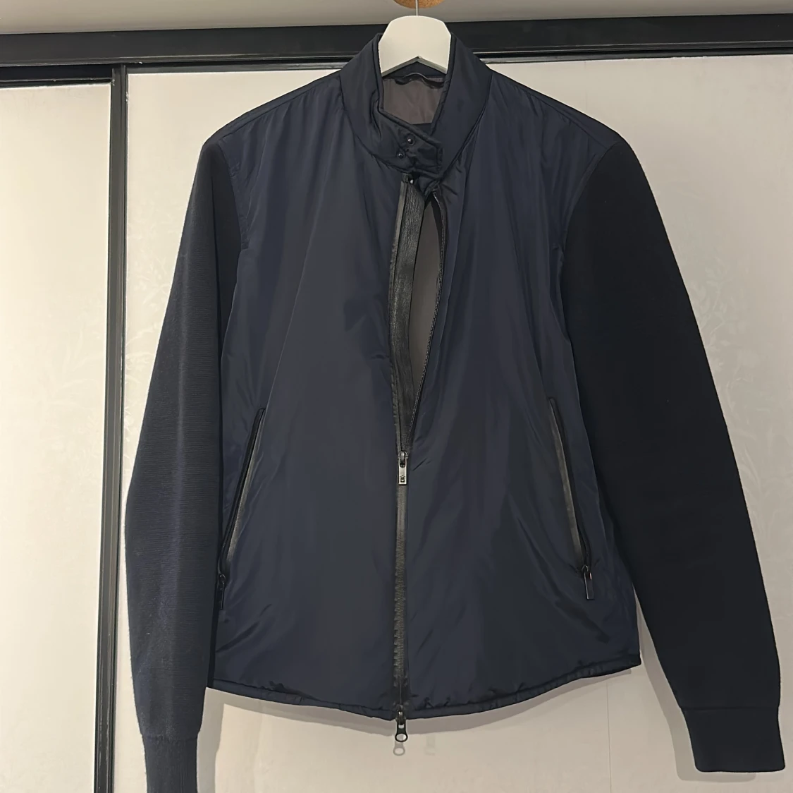 Mörkblå jacka från Massimo Dutti - 1