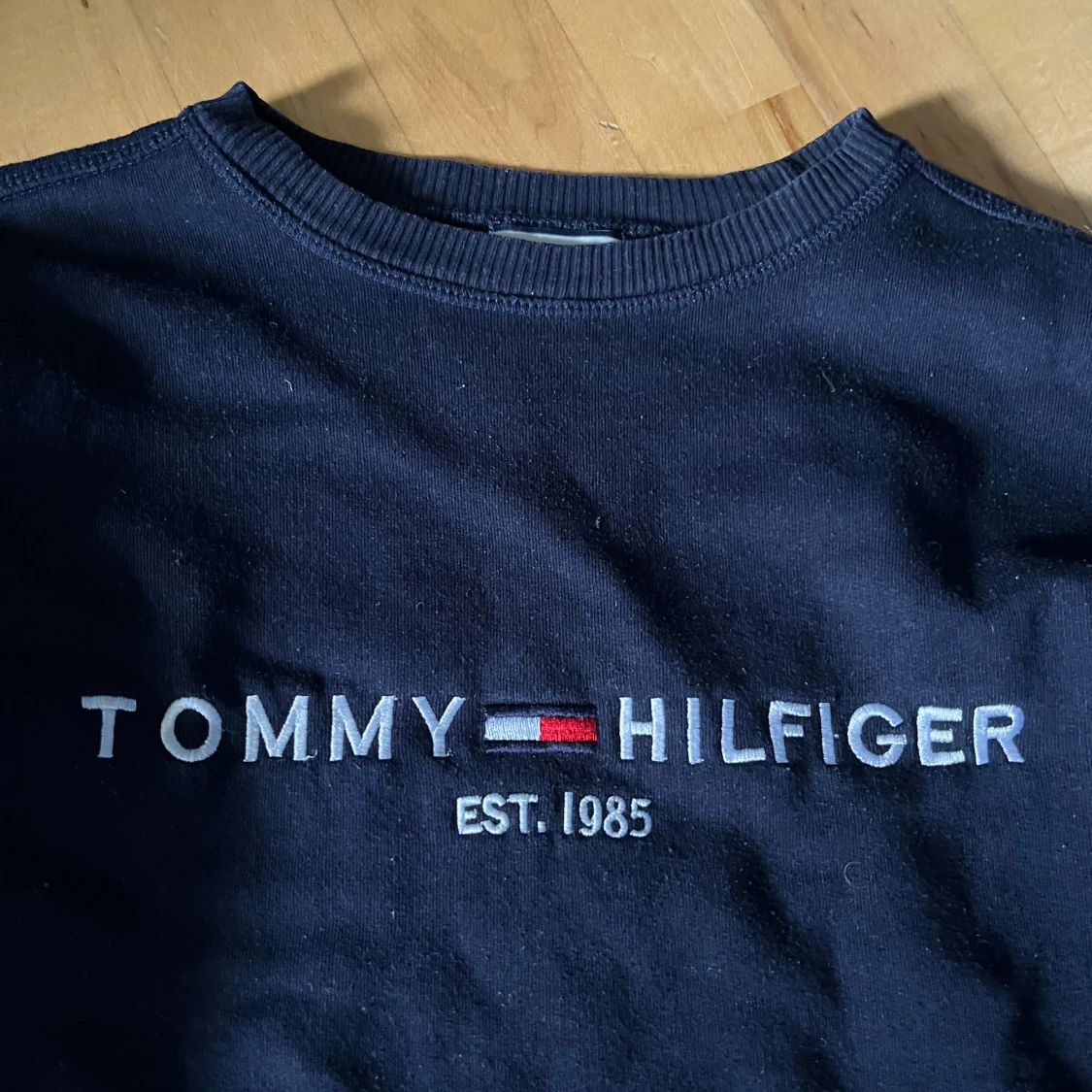 Mörkblå sweatshirt från Tommy Hilfiger - 1
