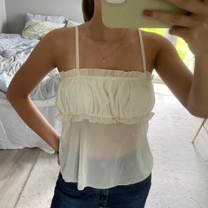 Vit mesh topp - Oanvänd mesh topp från asos 🤍