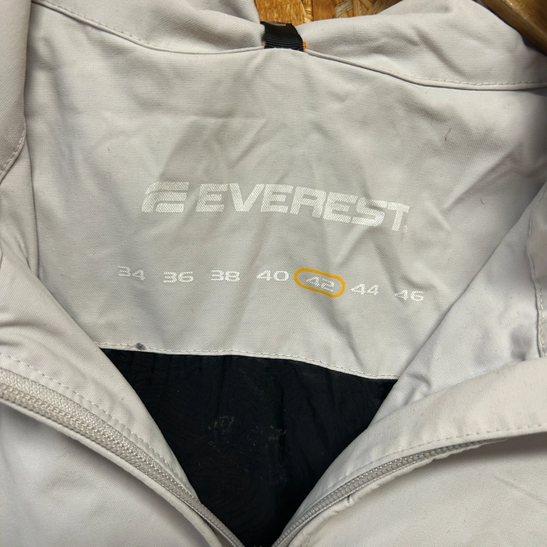 Ljusgrå vindjacka från Everest - 2